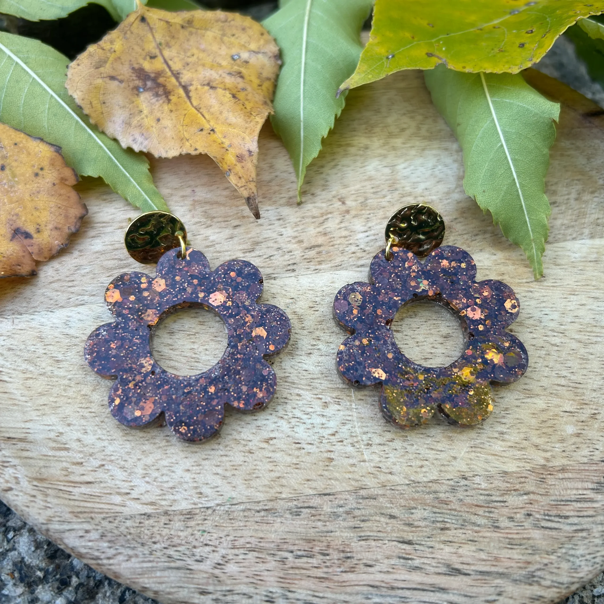 Boucles d'oreilles paillettes cuivrées – Image 3