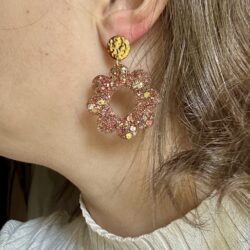 Boucles d'oreilles pailletées - Marguerite Rose poudrée
