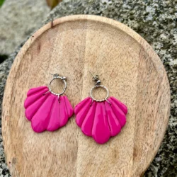 boucles d'oreilles colorées