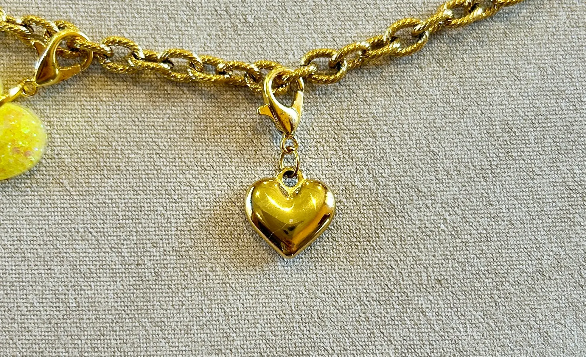 charms coeur doré