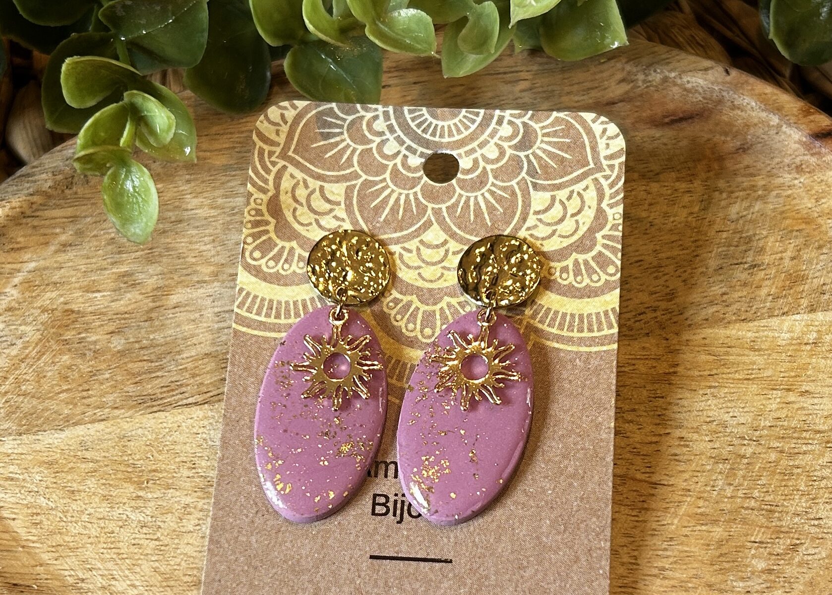 boucles d'oreilles rose