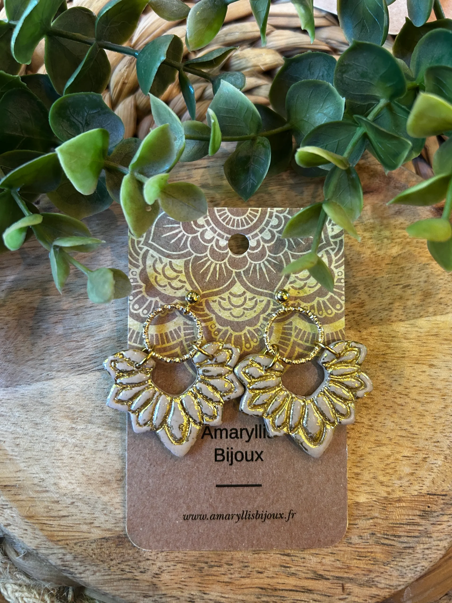 bijoux beige