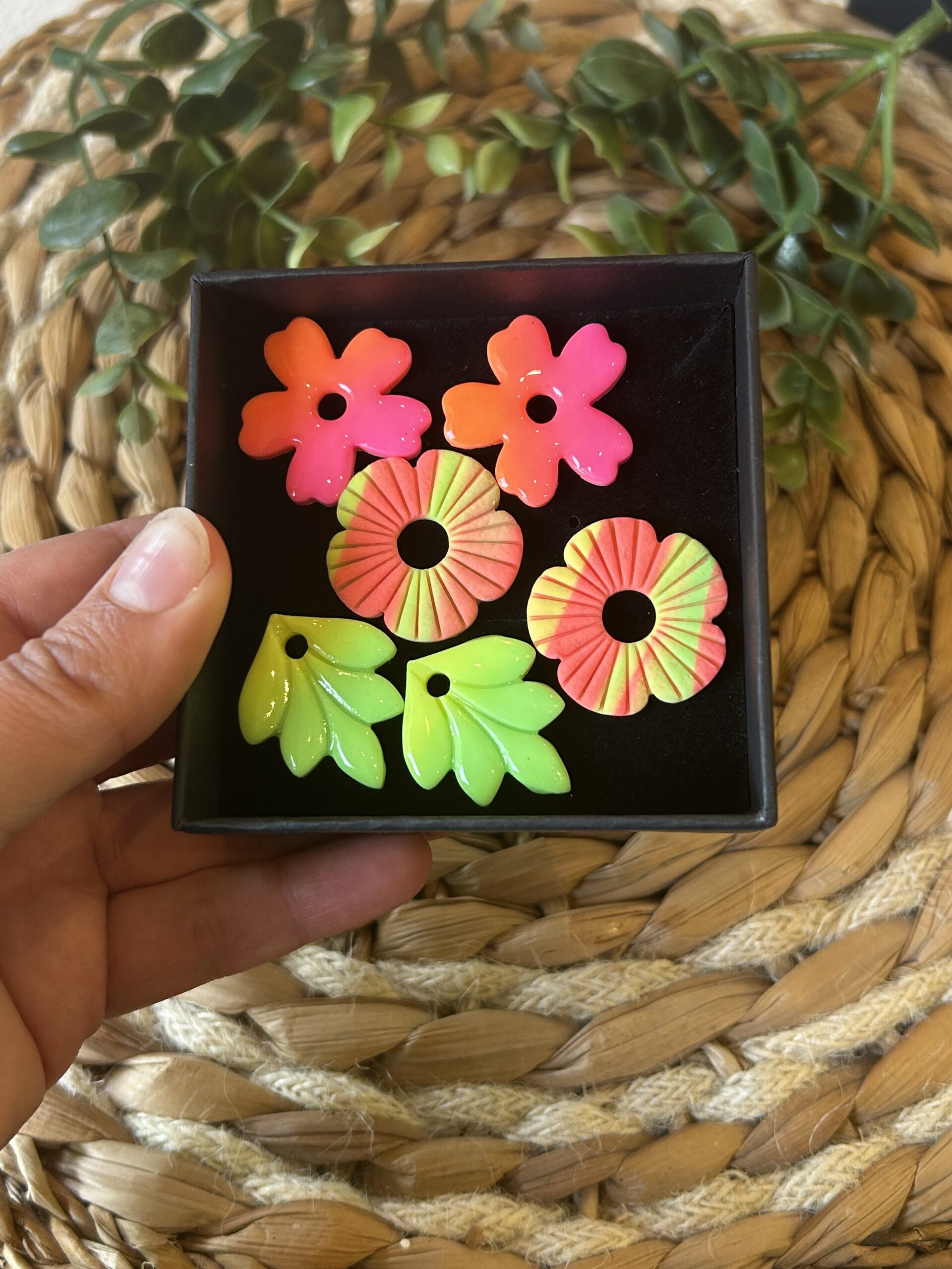 box bijoux fluo