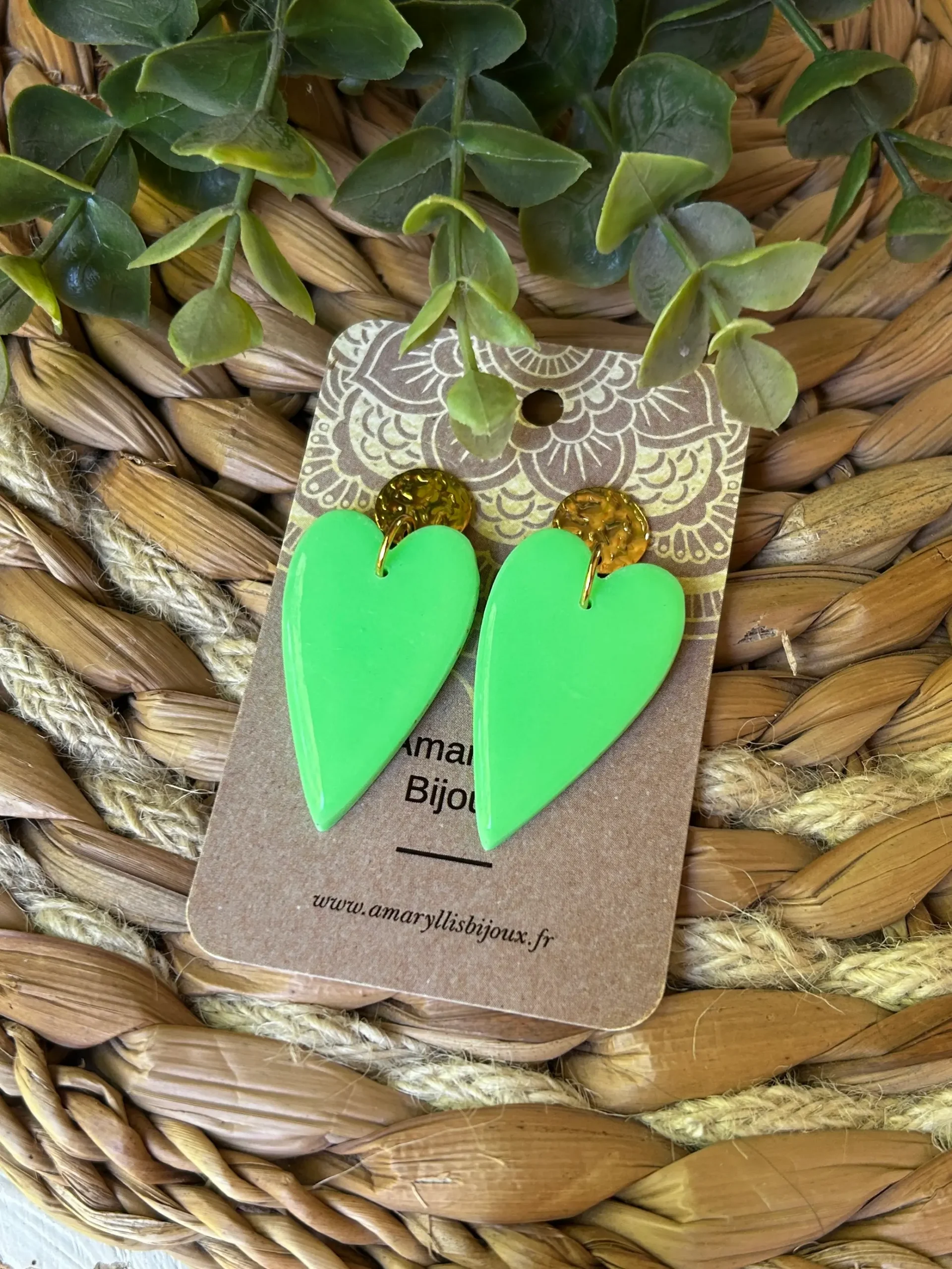 boucles d'oreilles fluo