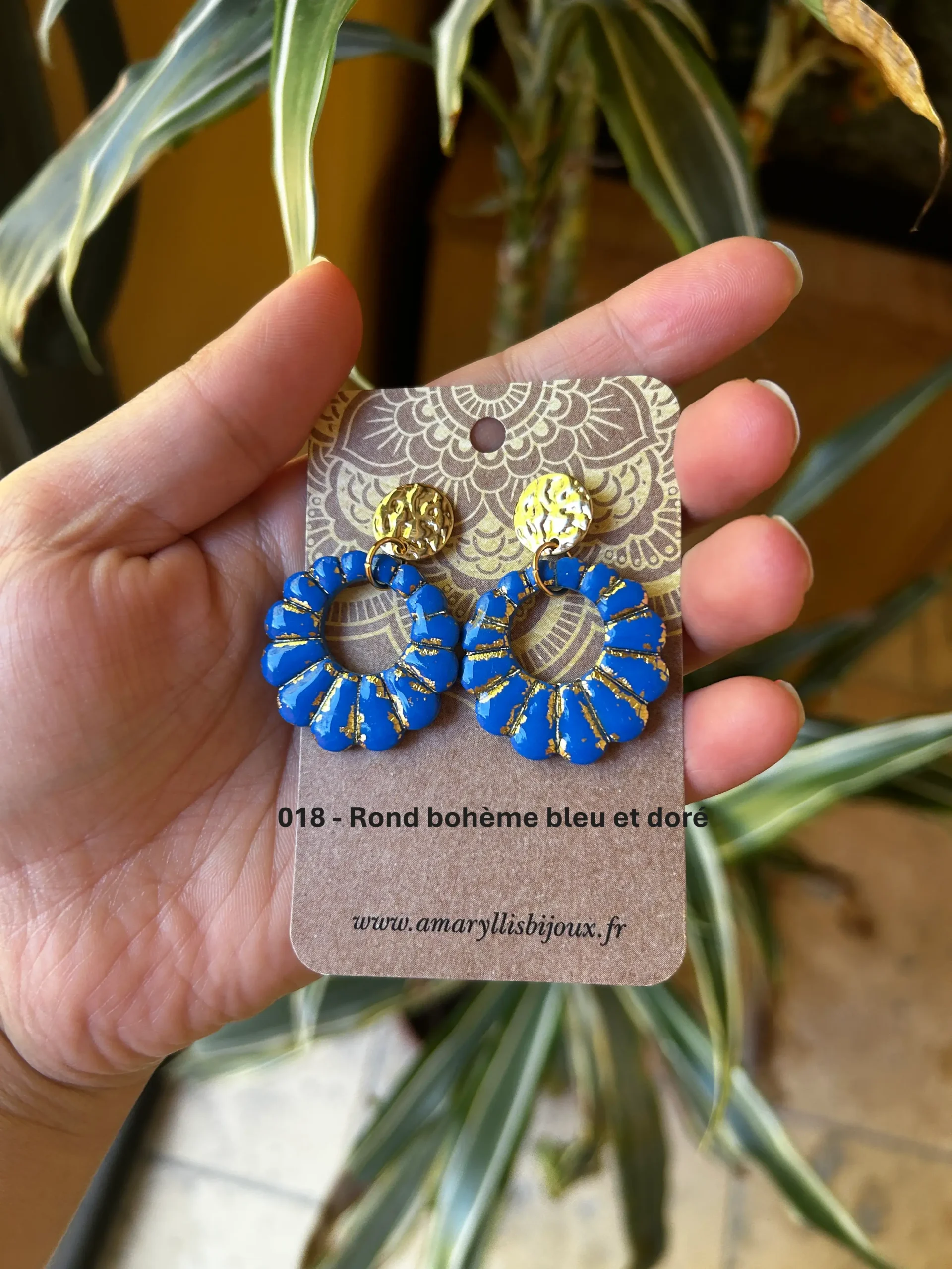 Boucles d'oreilles uniques – Image 8