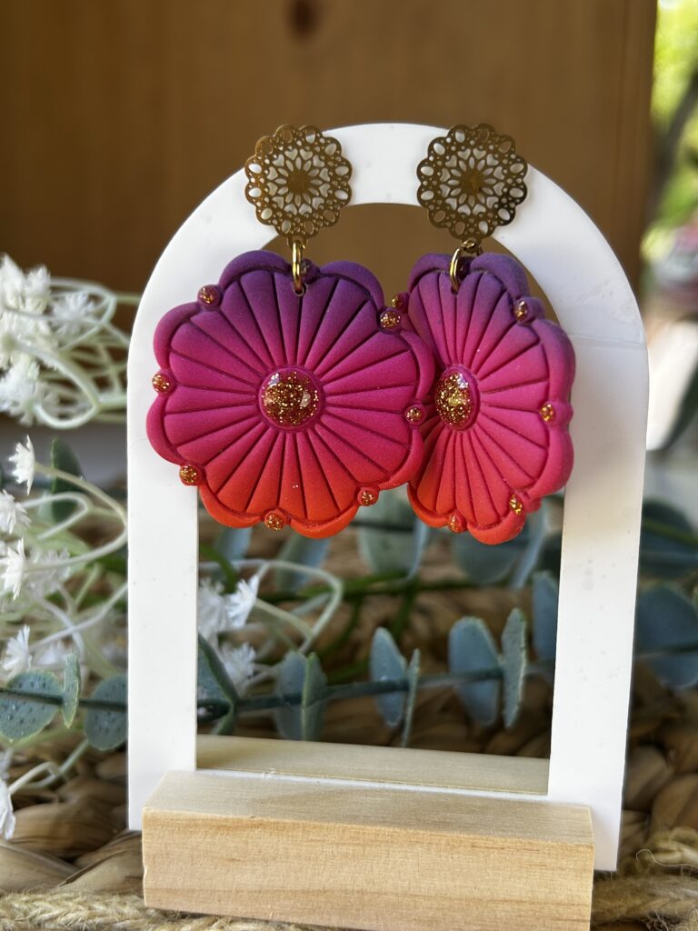 boucles d'oreilles multicolores