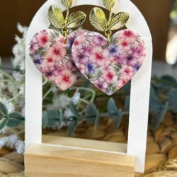 Boucles d'oreilles motifs fleurs