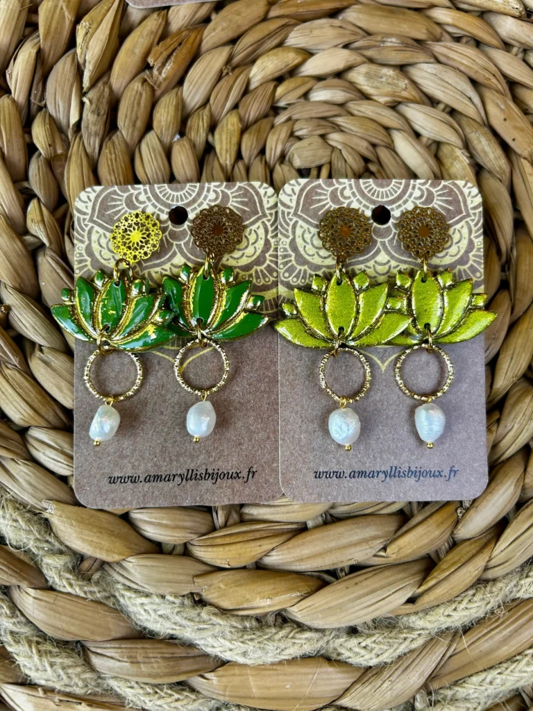 boucles d'oreilles lotus vert